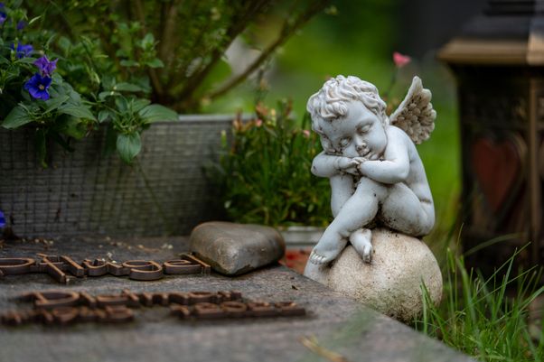 Angel statues