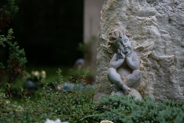 Angel statues