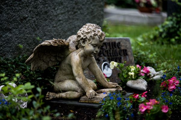 Angel statues